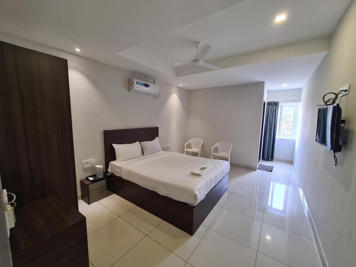 Hotel O Urban Inn Бангалор Экстерьер фото